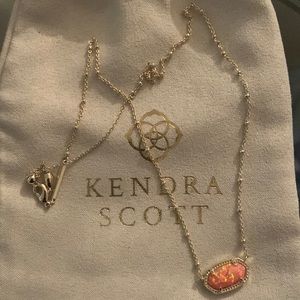 Never worn Kendra Scott necklace!